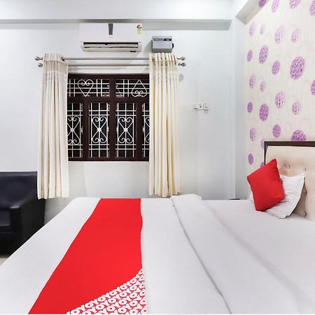 Oyo 70489 Hotel Tajvar Siwan ภายนอก รูปภาพ