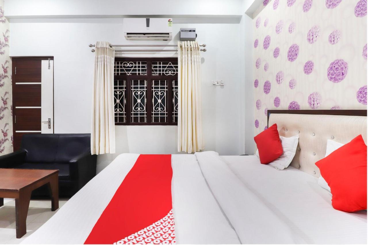 Oyo 70489 Hotel Tajvar Siwan ภายนอก รูปภาพ